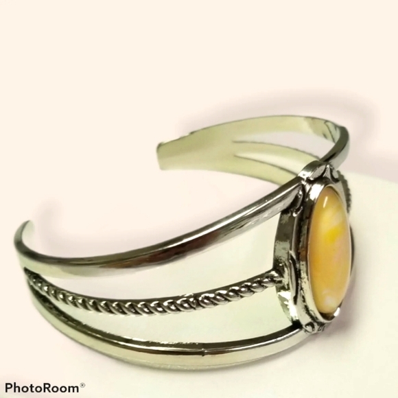 Stone Sahara Yellow Cuff Bracelet - Picture 3 of 5